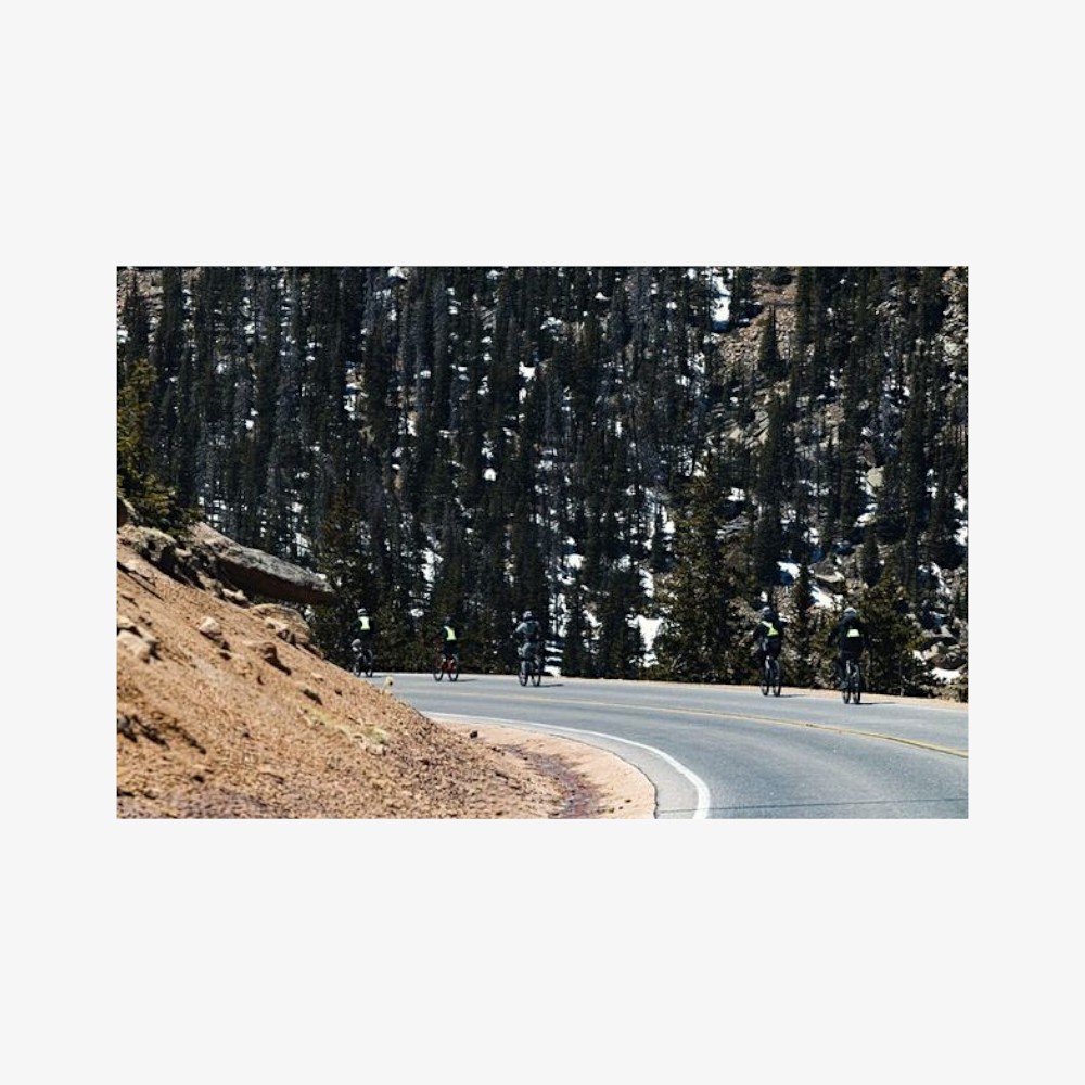Pikes-Peak-Summit-Downhill-Bike-Tour-Photoroom