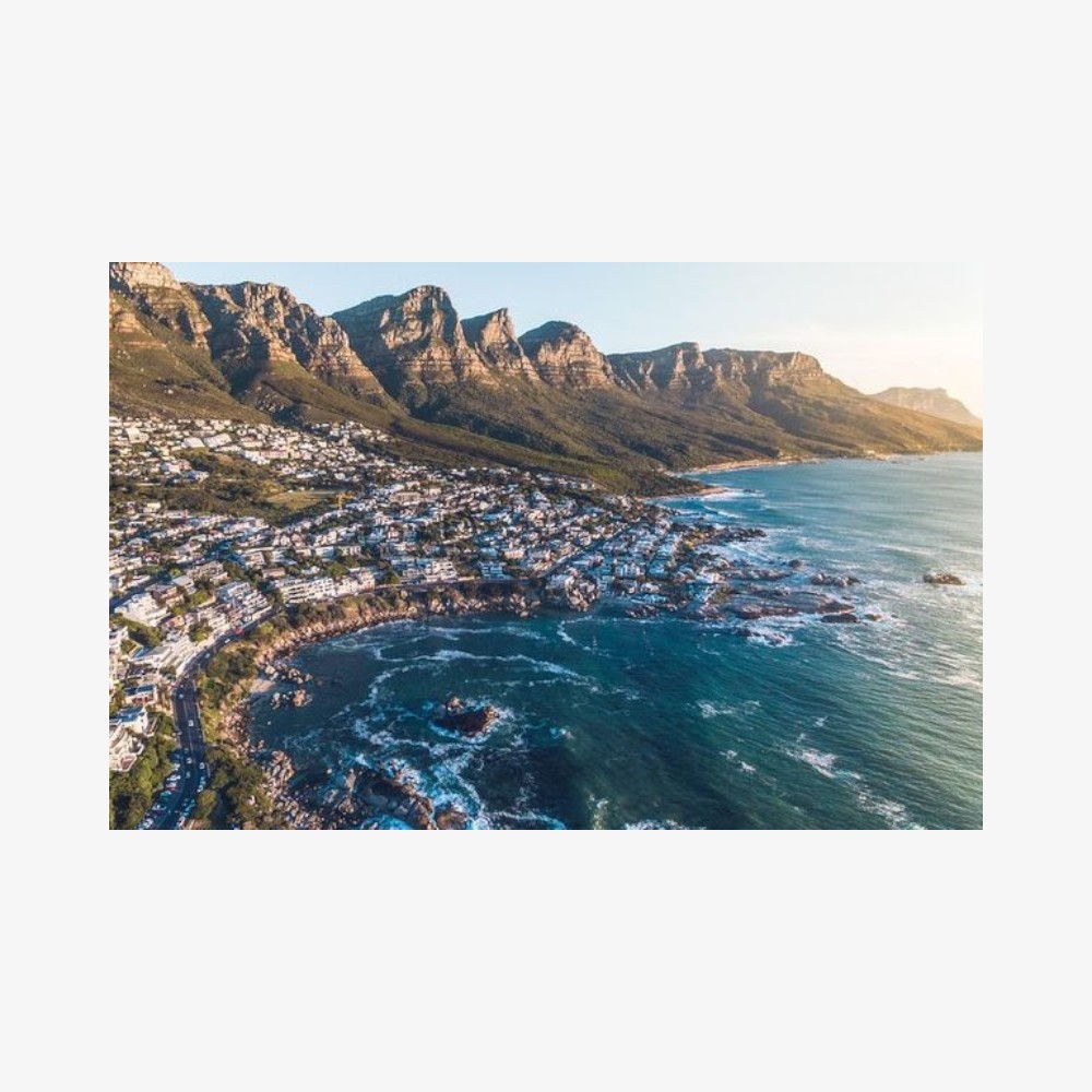 Two-Oceans-Helicopter-Tour-in-Cape-Town-Photoroom